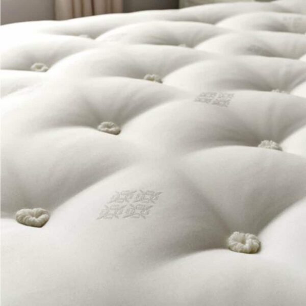 King matras detail foto